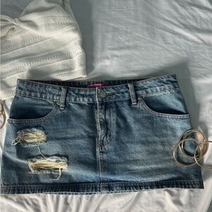 edikted y2k denim mini skirt with ripped details